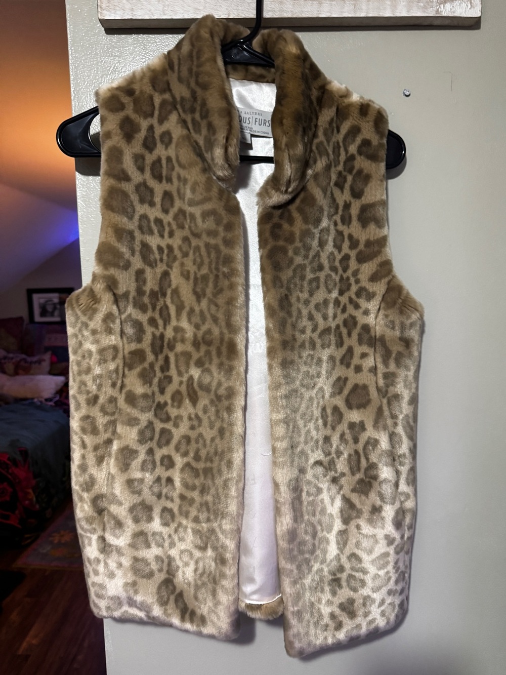 Donna Salyers Fabulous Furs Leopard Faux Fur Vest Size XS
